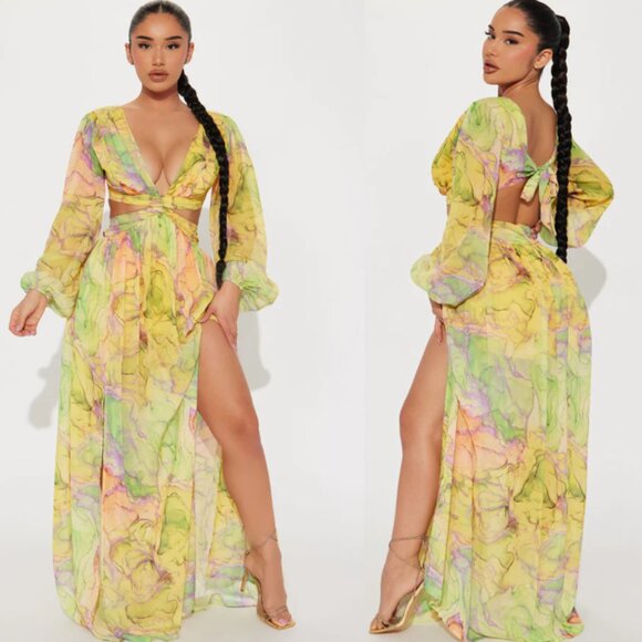Fashion Nova Dresses & Skirts - New With Tags Floral Cut-Out Maxi Dress